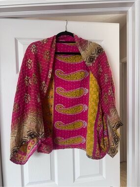 Boho Pink Paisley-Print Reversible Cocoon Shawl